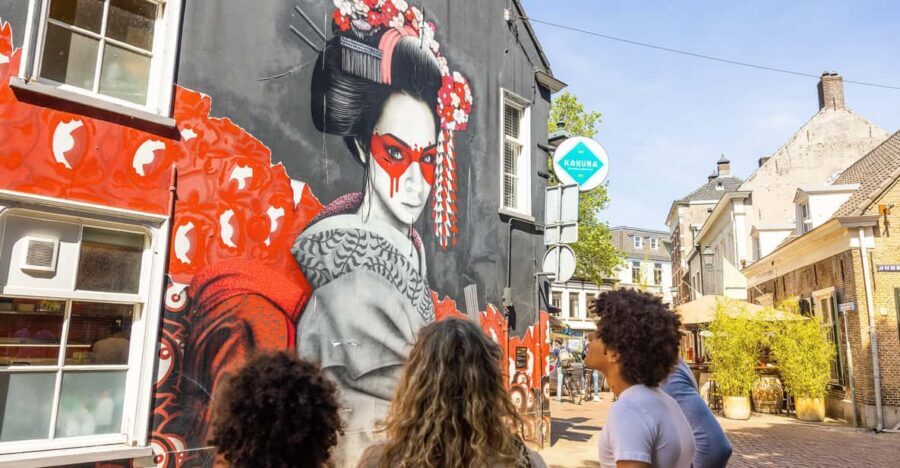 Breda: Highlights tour with local guide - Key points worth planning around