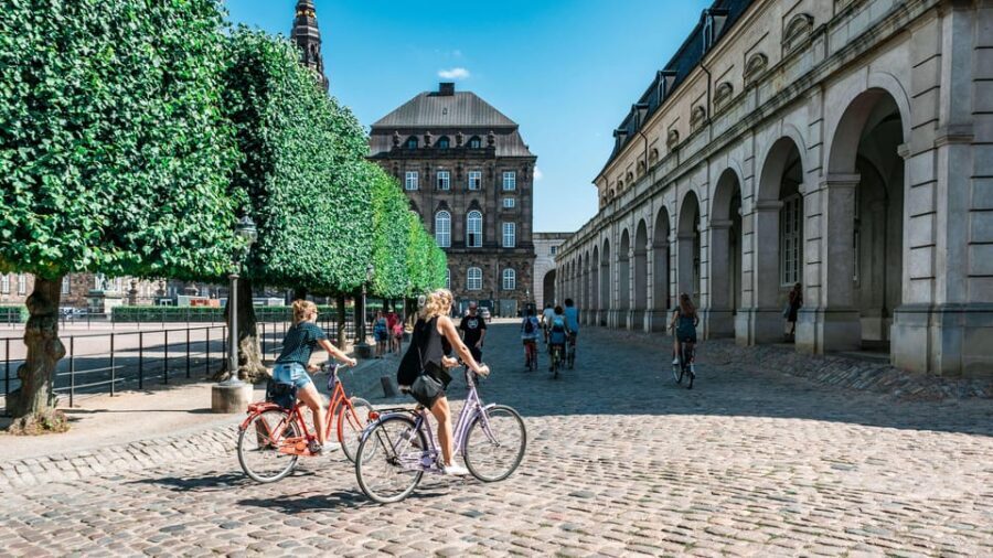 Copenhagen: 3-hour Private Guided Bike Tour - Key takeaways before you pedal off