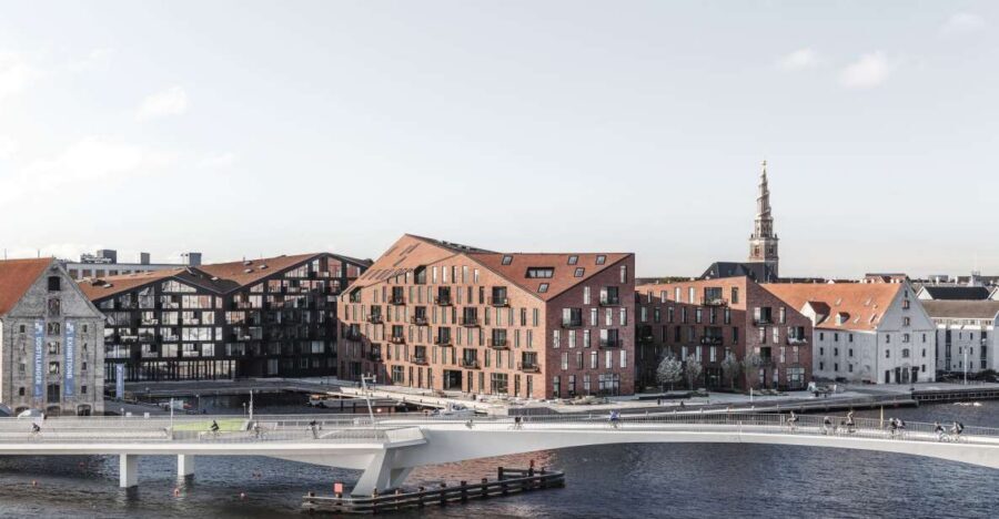 Copenhagen: Harbor Architecture Private Walking Tour - Krøyers Plads: A Quick Harbor Pause With Architecture Context