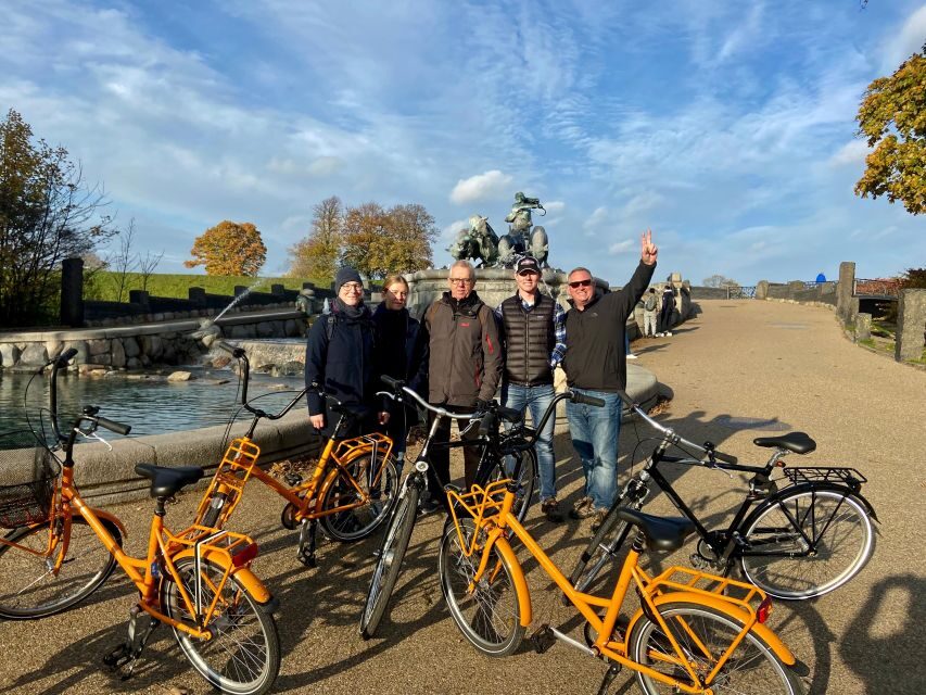 Copenhagen Private 3h biking tour - Entering Copenhagen by bike lanes, not by guesswork