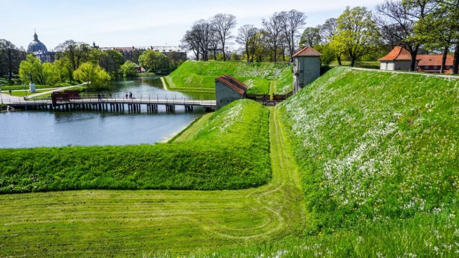 From Copenhagen: Private Frederiksborg Castle Tour - Frederiksborg’s Royal DNA: From Hunting Mansion to Art Powerhouse