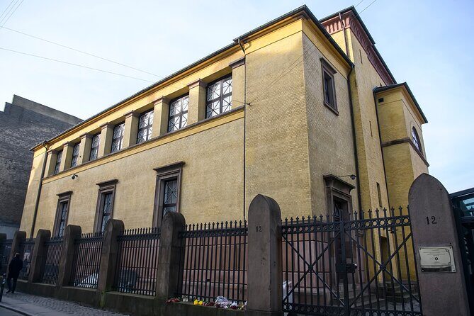 Jewish Walking Tour of Copenhagen and Danish Jewish Museum - Meeting at Hotel d’Angleterre: easy start, zero hotel hassle