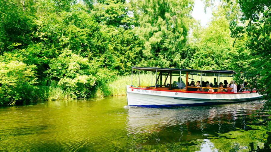 Lyngby & Bagsværd Lake: Baadfarten Boat Ride - Where you board at Sorgenfrivej 23, and how to plan your timing