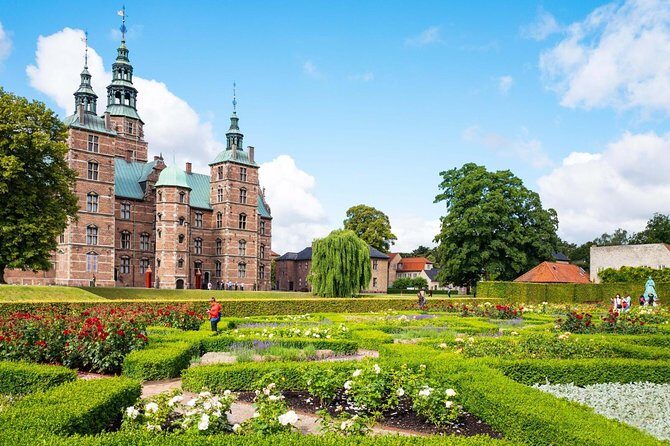 Private Copenhagen City Tour with Rosenborg Castle - Royal Danish Theatre stop: quick context, no tickets needed