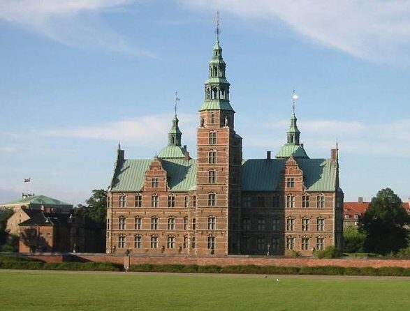 Round Tower, Rosenborg Castle and Old Town Copenhagen Tour - Key highlights at a glance