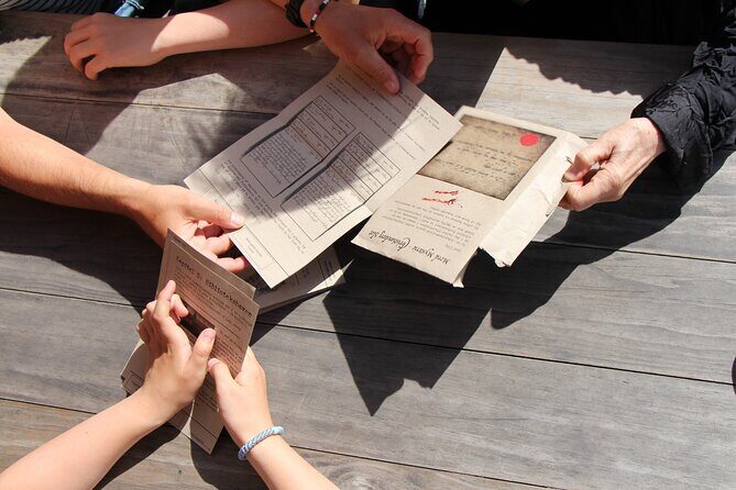 The Murder by Christiansborg Palace: Interactive Mystery Hunt - How the Christiansborg murder mystery hunt really plays