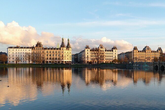 The Philosopher's Last Walk: An audio tour on the life of Søren Kierkegaard - Getting started at Nytorv 2: what to prepare before you walk
