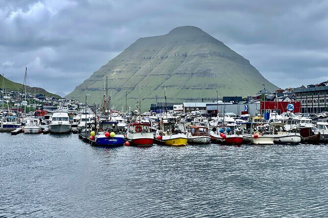 Understanding Klaksvík: A Self-guided city tour in KlaksvÍk - Two ways to do it: MP3 offline player vs Tell Me North app